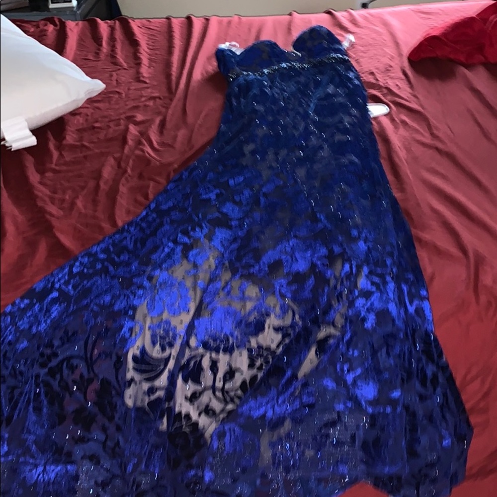 Midnight blue long strapless prom dress